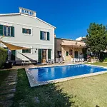 Yourhouse Can Bombarda For Groups Up To 10 Guests, Perfect For Cycling