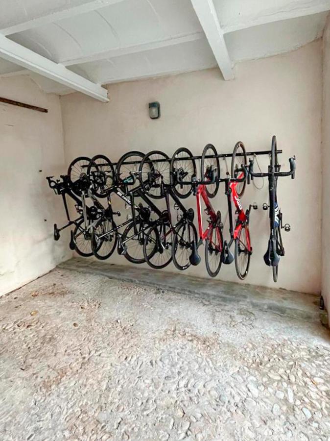Yourhouse Bombarda For Groups Up To 10 Guests, Perfect For Cycling Llubí