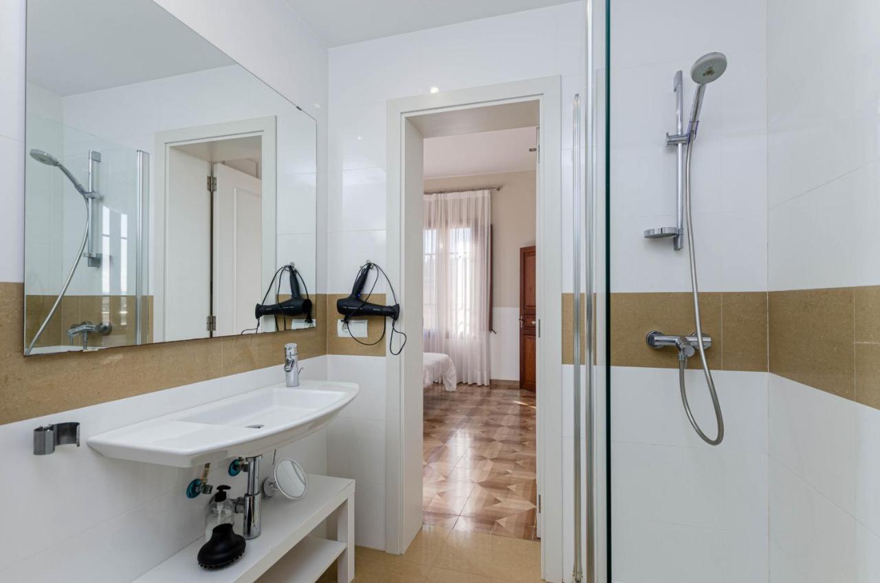 Yourhouse Bombarda For Groups Up To 10 Guests, Perfect For Cycling Ferienhaus